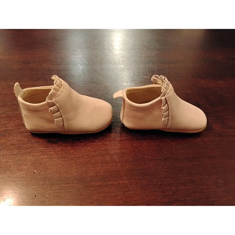 Little Love Bug Pink Leather Ruffle Moccasin Booties Soft Sole Shoes Size 2